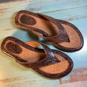 Women's Born B.O.C. Zita Flip-Flops - Size 6 - Brown